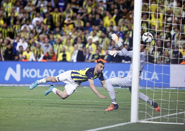 求球員具備 求球員具備